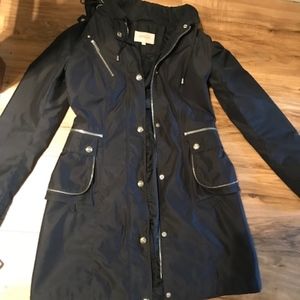 Navy zip rain coat XS laundry by shelli segal